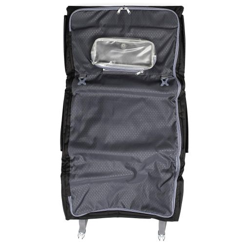  Travelpro Platinum Elite Tri-fold Carry-on Garment Bag