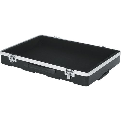  Gator G-MIX-20x30 Rolling ATA Mixer Case with Lockable Recessed Latches and Pull-out Handle