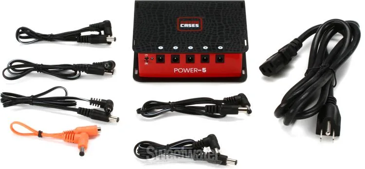  Gator Small Pedalboard Bundle - Bag, Power Supply, and Patch Cables