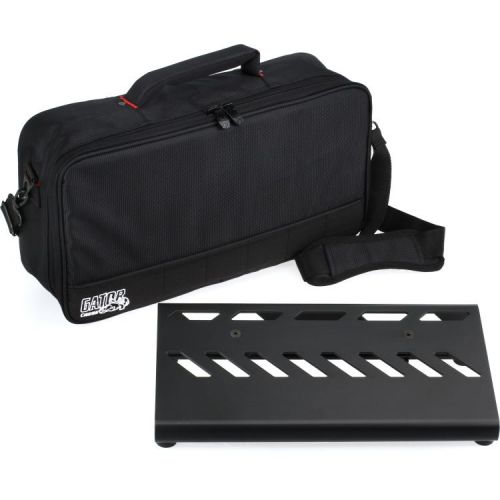  Gator Small Pedalboard Bundle - Bag, Power Supply, and Patch Cables