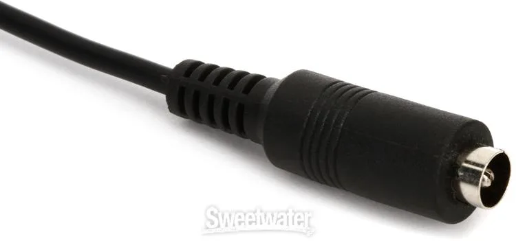  Gator Female Daisy Chain Power Cable With 8 Outputs - 8 foot