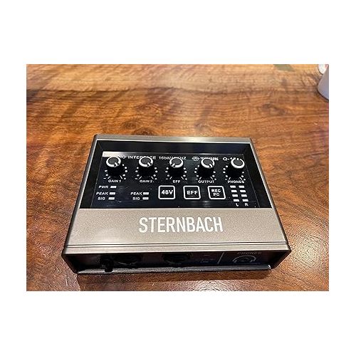 제네릭 STERNBACH Professional 2 Channel Audio Interface USB-C Recording Sound Card Built-in Monitor Jack, 48V Phantom Power For Studio Recording, Live Sessions & Podcasts