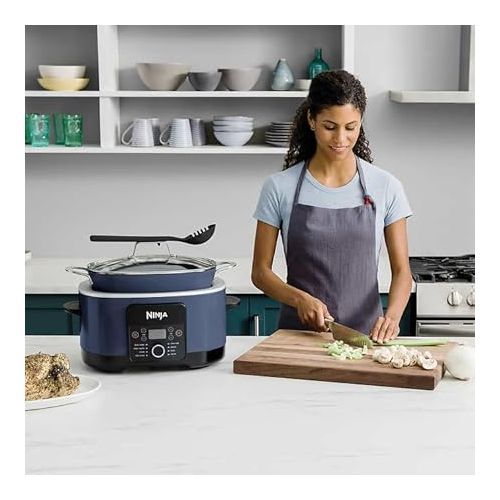 제네릭 Ninja Foodi PossibleCooker PRO 8.5 Quart Multi-Cooker, with 8-in-1 Cooker, Dutch Oven, Heat Technology, Steamer & More, Glass Lid & Integrated Spoon, Nonstick, Oven Safe Pot to 500°F, Navy (Blue)