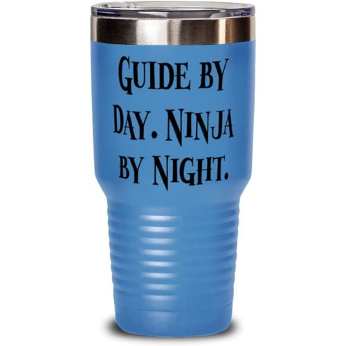 제네릭 Generic Fancy Guide Gifts, Guide by Day. Ninja by Night, Guide 30oz Tumbler From Team Leader