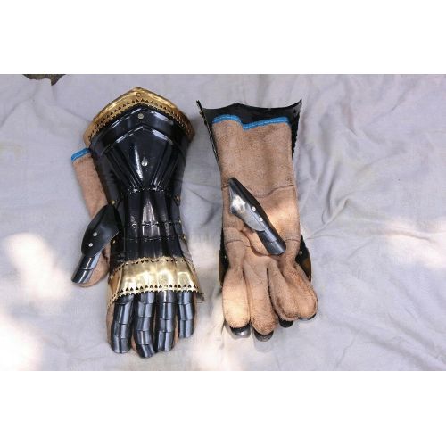 제네릭 할로윈 용품Generic GlobalMart 18 Guage Steel Medieval Knight Gothic Pair Of Gauntlets Gloves Armor Halloween Costume