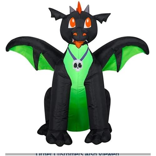 제네릭 할로윈 용품Generic Gemmy 4 Airblown Inflatable Weiner Dog in Halloween Costume & 4 Winged Black/Green Dragon