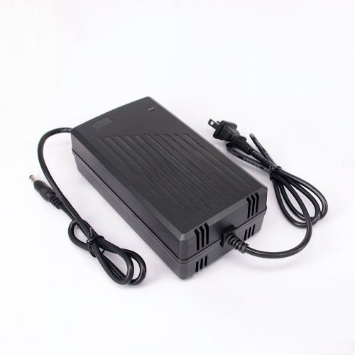 제네릭 Generic Power Supply 25.2VDC 6AMP Charger Desk Top 100-240VAC 5060HZ for 6S 24V Li-ion Battery