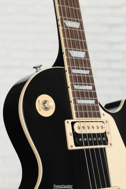  Gibson Les Paul Classic Electric Guitar - Ebony Demo