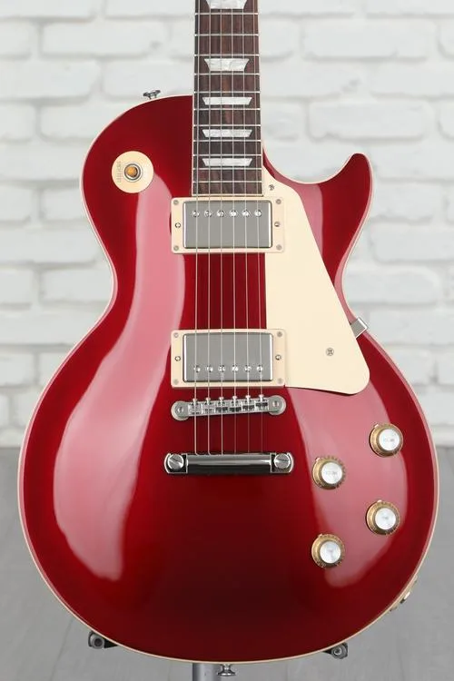 Gibson Les Paul Standard '60s Plain Top Electric Guitar - Sparkling Burgundy Demo