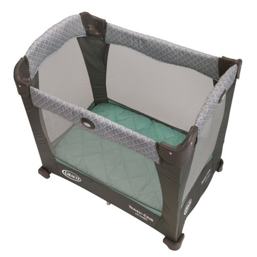 그라코 Graco Travel Lite Baby Crib & Portable Playard, Manor