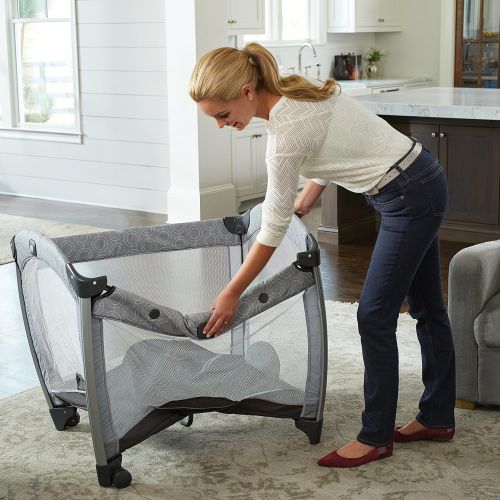 그라코 Graco Pack n Play Quick Connect Portable Napper Deluxe Bassinet, Diana