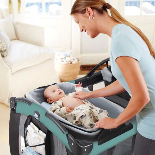 그라코 Graco Pack n Play Playard Reversible Napper & Changer LX Bassinet, Landry