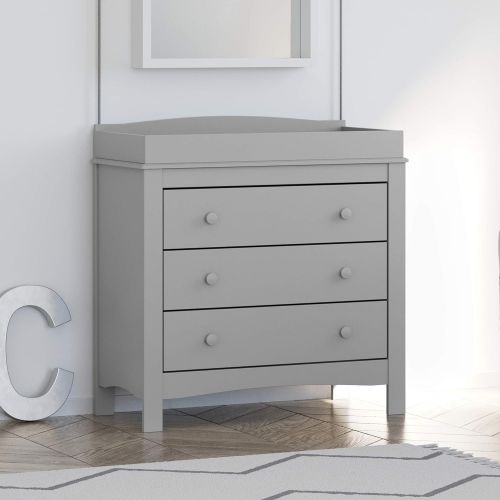 그라코 Graco Noah Chest with Changing Topper Nursery Dresser with Changing Top Changing Table Dresser Nursery Chest of Drawers Fits Standard Size Baby Changing Pad, Pebble Gray