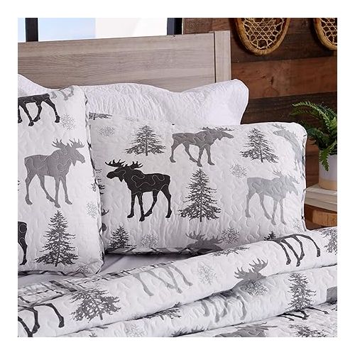  Great Bay Home Lodge Bedspread King Size Quilt with 2 Shams. Cabin 3-Piece Reversible All Season Quilt Set. Rustic Quilt Coverlet Bed Set. Wilderness Collection (Moose - Grey)