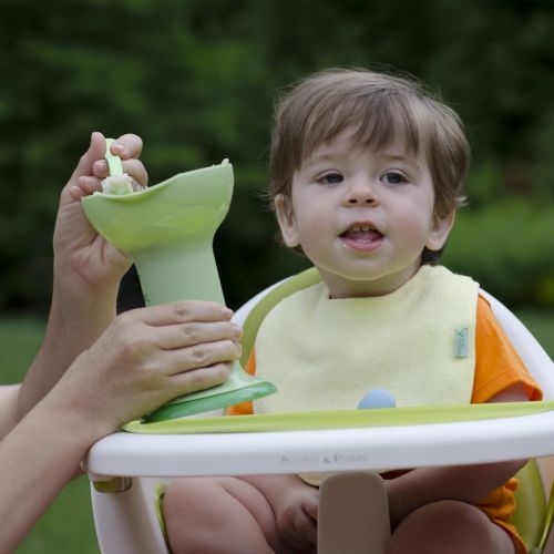  [아마존베스트]Green sprouts green sprouts Fresh Baby Food Mill | Easily purees food for baby | Seperates seeds & skins from puree, Compact size, No batteries or electricity needed, Dishwasher safe