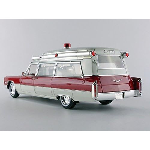  Greenlight GreenLight Precision Collection 1966 Cadillac S&S 48 High Top Ambulance Vehicle, RedWhite