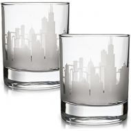 [아마존베스트]Greenline Goods Skyline Etched Chicago Whiskey Glasses Gift (Set of 2) | Old Fashioned Tumbler  For Chicago Lovers