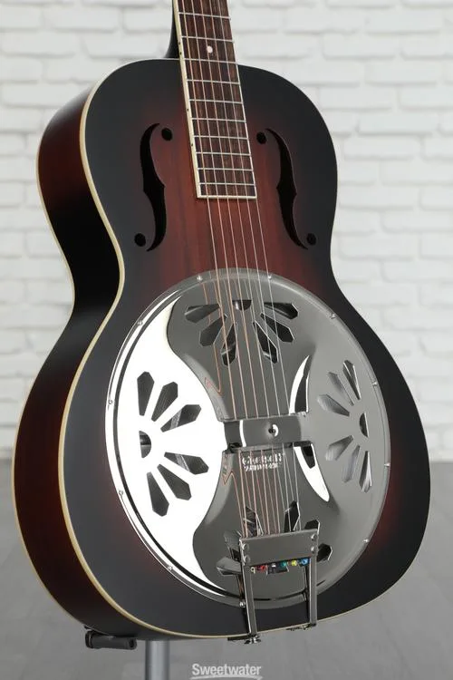 Gretsch G9220 Bobtail Round-neck Mahogany Body Resonator - 2-color Sunburst, Padauk Fingerboard Demo