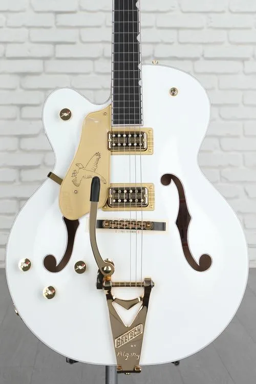 Gretsch G6136TG Players Edition Falcon with Bigsby, Left-handed - White