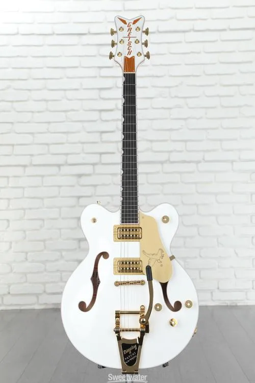  Gretsch G6636T Players Edition Falcon Center Block Semi-hollowbody Electric Guitar - White, Bigsby Tailpiece