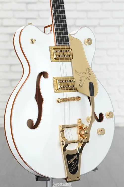  Gretsch G6636T Players Edition Falcon Center Block Semi-hollowbody Electric Guitar - White, Bigsby Tailpiece