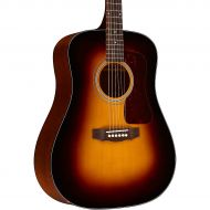 Guild},description:The Guild D-40 Traditional embodies the features that have made the D-40 one of Guilds most beloved and revered models. Using a high-grade solid Sitka spruce top