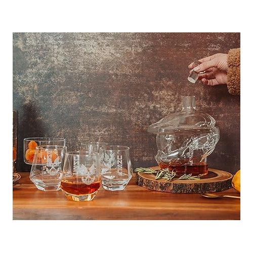  Infinite Master Chief Helmet 6-Piece Whiskey Decanter Set with Glasses