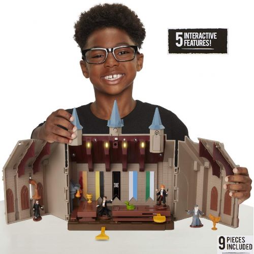  HARRY POTTER Hogwarts Great Hall Mini Playset with 5 Interactive Features, 4 Mini Figures, Podium, Goblet, Plus Works with Wizard Training Wands (Sold Separately)