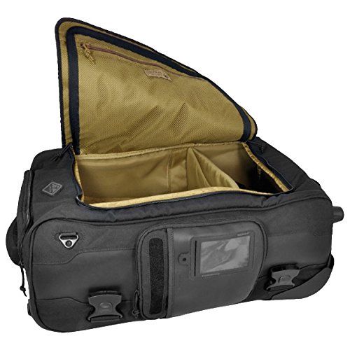  HAZARD 4 Air Support(TM) Rugged Rolling Carry-On (R)