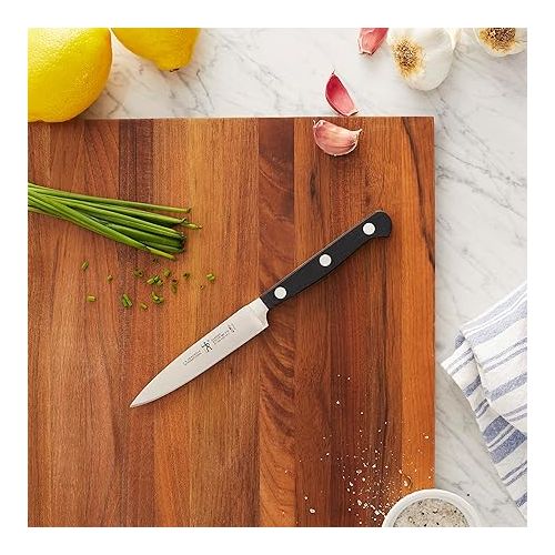  HENCKELS Classic Razor-Sharp 4-inch Paring Knife, German Engineered Informed by 100+ Years of Mastery, Stainless Steel