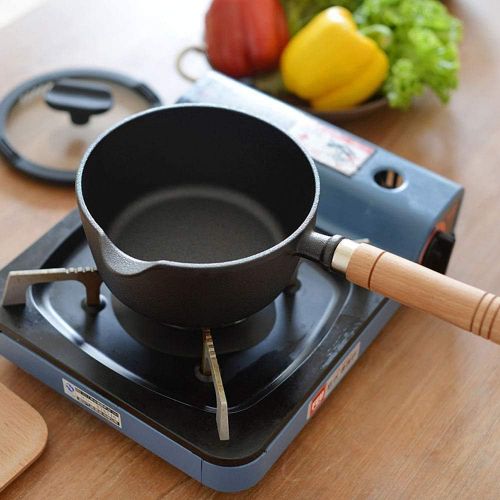 HJJ Uncoated Cast Iron Wok Hot Milk Pot, Non Stick Supplement Iron Soup Wok with Solid Wood Handle & Lid, for Gas Stove, for Home Kitchen