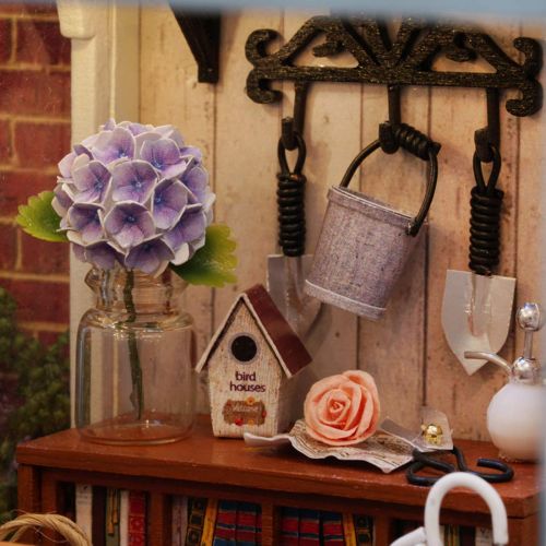  HMANE DIY Dollhouse Kit Miniature Furniture 3D Assembly Creative House with Light Best Birthday Gift for Women and Girls - Sunlight Greenhouse