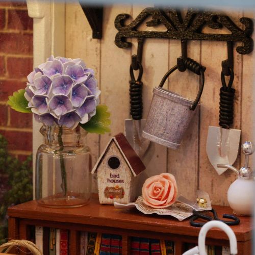  HMANE DIY Dollhouse Kit Miniature Furniture 3D Assembly Creative Family House with Light and Music - Wooden Cabin Meteor Garden Theme