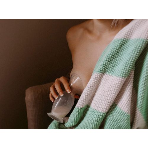  [아마존베스트]Haakaa Gen 2 Silicone Breast Pump with Suction Base and Leak-Proof Silicone Cap, 4 oz/100 ml, BPA PVC and Phthalate Free