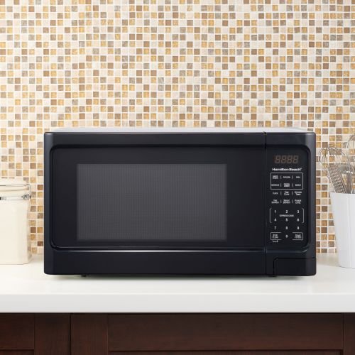  Hamilton Beach 1.1 Cu. Ft. Black Digital Microwave Oven