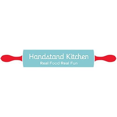 Handstand Kitchen Childs Rainbows and Unicorns 100% Cotton Apron, Mitt and Chefs Hat Gift Set: Kitchen & Dining