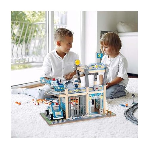  Hape Metro Police Station Play Toy Set with Sounds and Lights| 2-Level Wooden Pretend Play Toy with Action Figures and Accessories