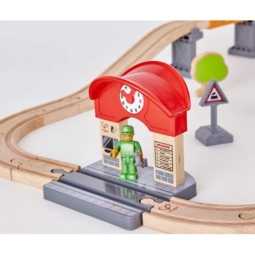  Hape Solar Circuit Train and Railway Set