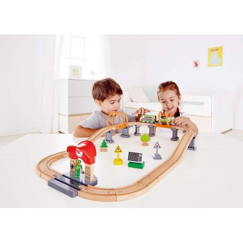  Hape Solar Circuit Train and Railway Set