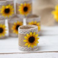 /HappyWeddingArt Sunflower Table Napkin Rings Rustic Wedding Napkins Ring Burlap Table decor Sunflower napkin Lace rings Set of 20