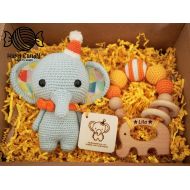 /HardCandyGift Personalised Crochet Baby Gift Set, Circus Elephant toy, amigurumi, Elephant Teether, baby Rattle, elephant de cirque, Hochet elephant