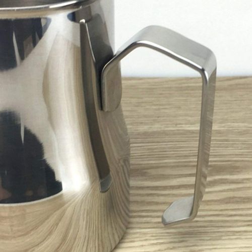  Harlls 【Frohes Jahr  ～】 Edelstahl-Krug Craft Aufschaeumen Krug Cappuccino Espresso Lattes Kaffee Milch-Pitcher Messbecher Kunst Zubehoer - Silber 550ml