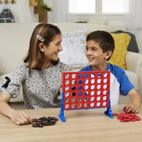 해즈브로 Hasbro Gaming Connect 4 Game: Marvel Spider-Man Edition, Connect 4 Gameplay, Strategy Game for 2 Players, Fun Board Game for Kids Ages 6 and Up (Amazon Exclusive)