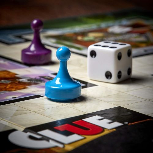 해즈브로 Hasbro Gaming Hasbro Clue Game; Incudes The Ghost Of Mrs. White; Compatible With Alexa (Amazon Exclusive); Mystery Board Game For Kids Ages 8 And Up