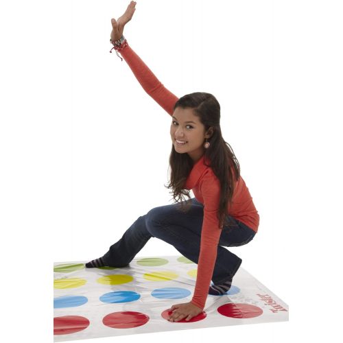 해즈브로 Hasbro Gaming Twister Game for Kids Ages 6 and Up