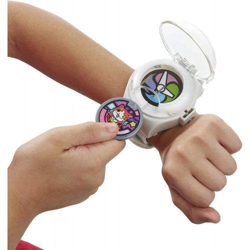 해즈브로 Hasbro Yokai Season 1 Watch with 2 Medals