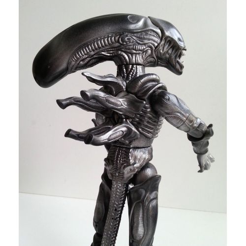 해즈브로 Hasbro Signature Series Alien Resurrection Warrior Drone Deluxe Figure