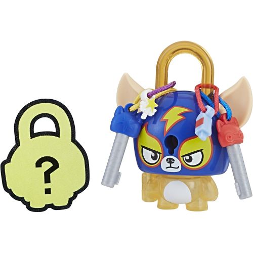 해즈브로 Hasbro Lock Stars Dog Wrestler