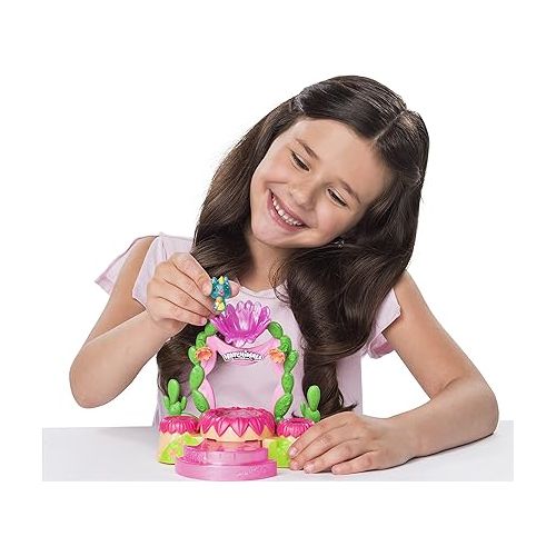  Hatchimals CollEGGtibles, Talent Show Lightup Playset with an Exclusive Season 4 CollEGGtible, for Ages 5 and Up