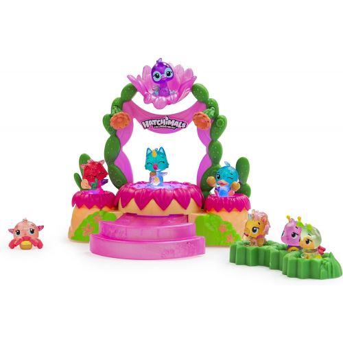  Hatchimals CollEGGtibles, Talent Show Lightup Playset with an Exclusive Season 4 Hatchimals CollEGGtible, for Ages 5 and Up